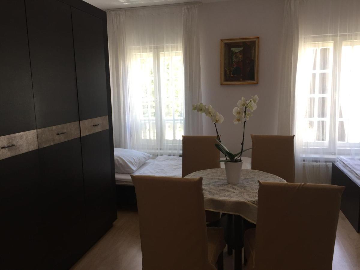 Bialy Dwor Villa Kostrzyca Luaran gambar