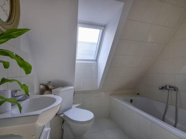 Bialy Dwor Villa Kostrzyca Luaran gambar