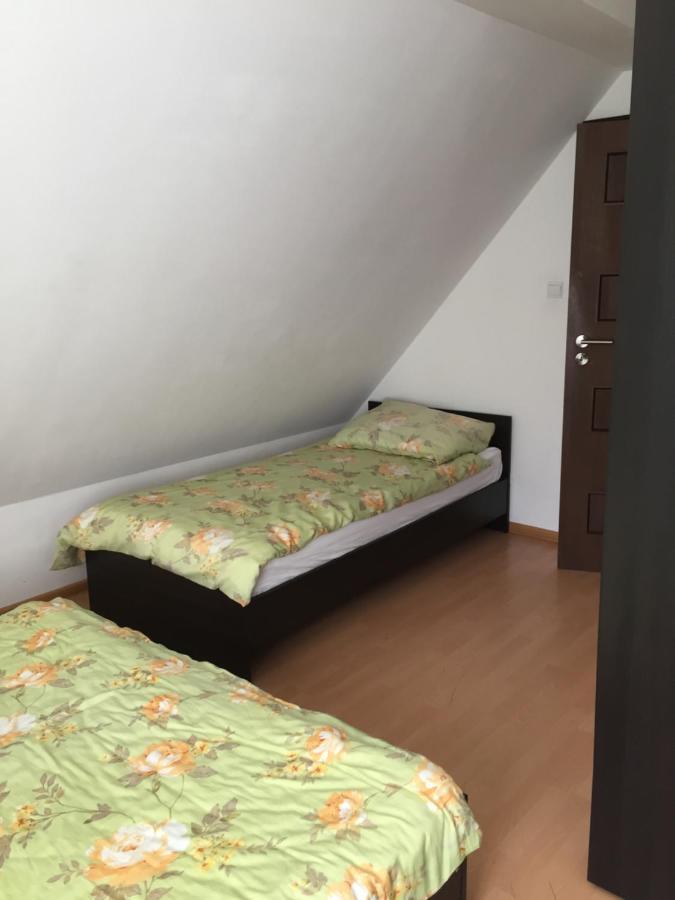 Bialy Dwor Villa Kostrzyca Luaran gambar