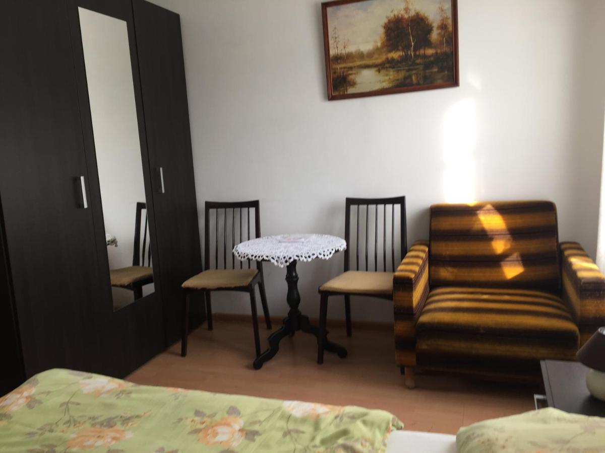 Bialy Dwor Villa Kostrzyca Luaran gambar