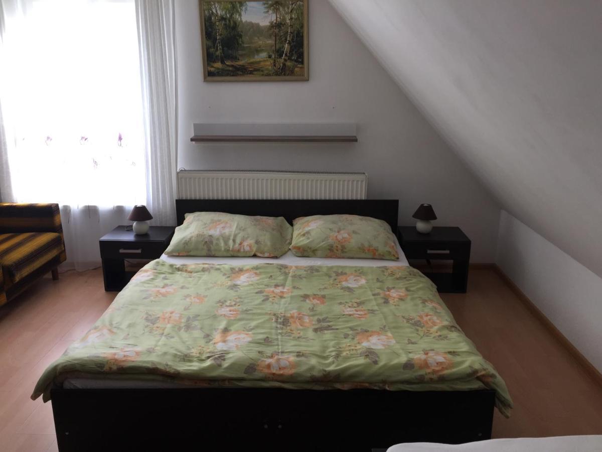 Bialy Dwor Villa Kostrzyca Luaran gambar